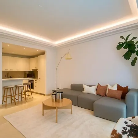 דירה New Luxury Spacious Apartment, Centrally Located *